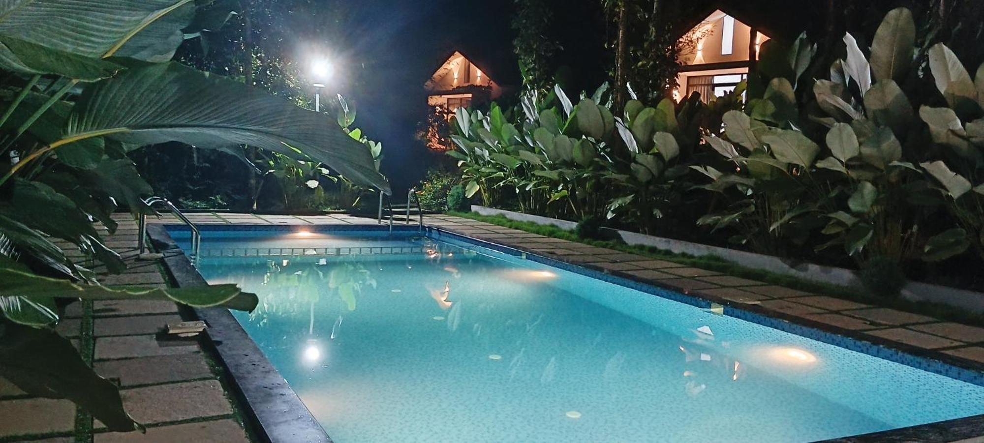 Le Vista Resort Sultan Bathery Exterior photo